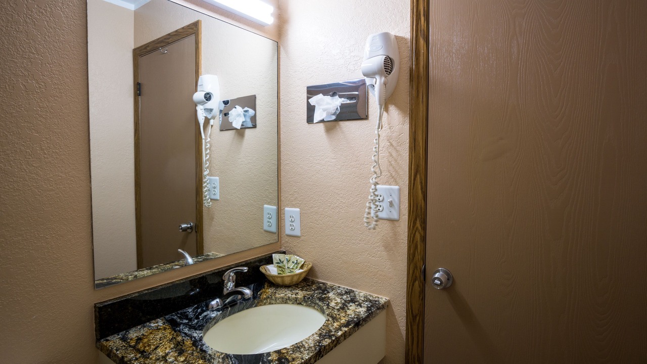 Photo of Bathroom in Silt
