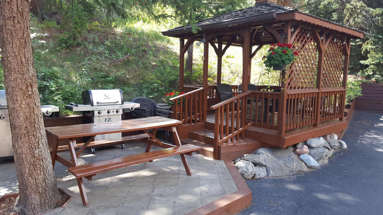 Photo of Outdoor in Fall River Estates