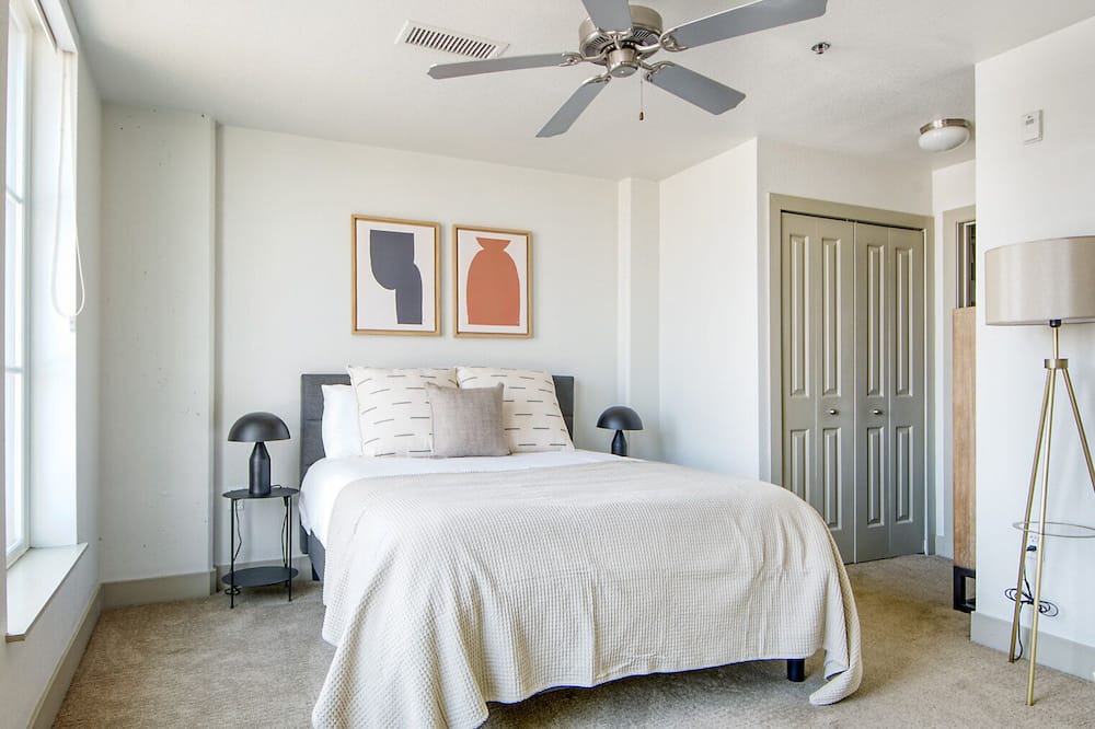 Photo of Bedroom in Ballpark