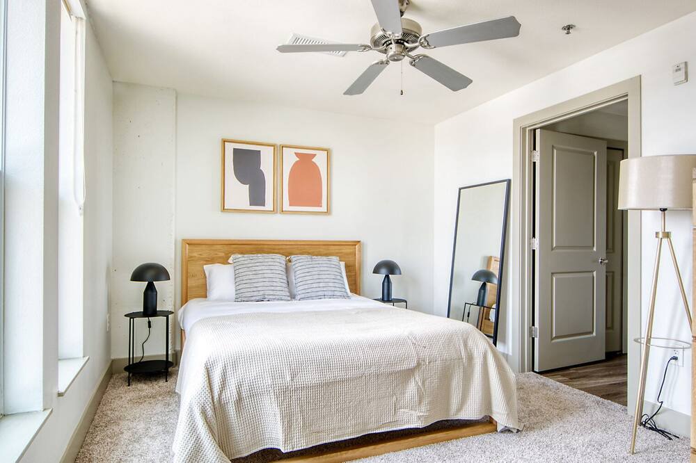 Photo of Bedroom in Ballpark