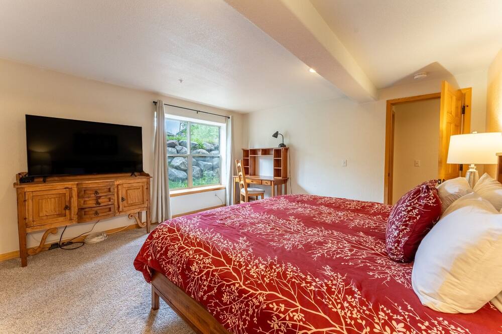 Photo of Bathroom in Wildernest