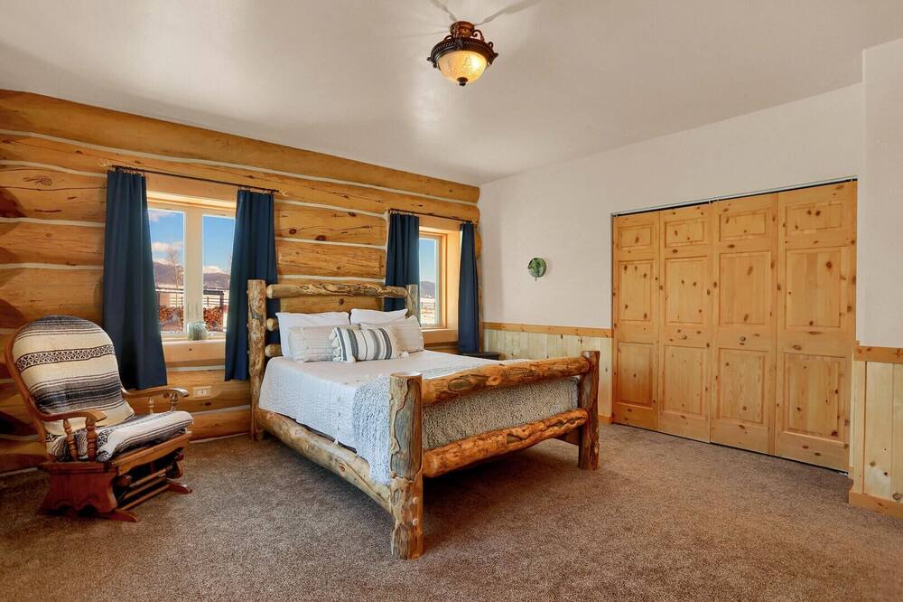 Photo of Bedroom in Lake George