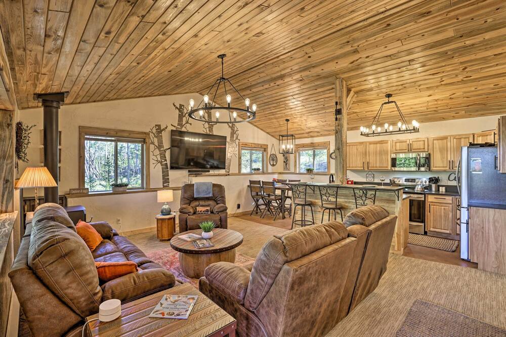 Photo of Bedroom in Indian Mountain
