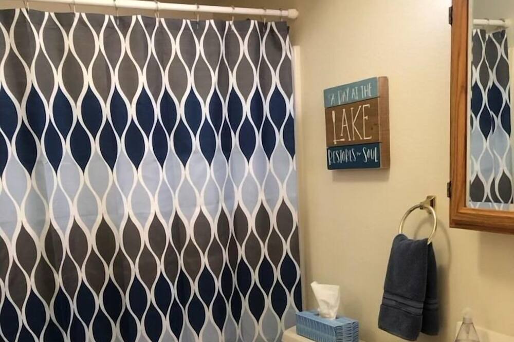 Photo of Bathroom in Crystal Lake
