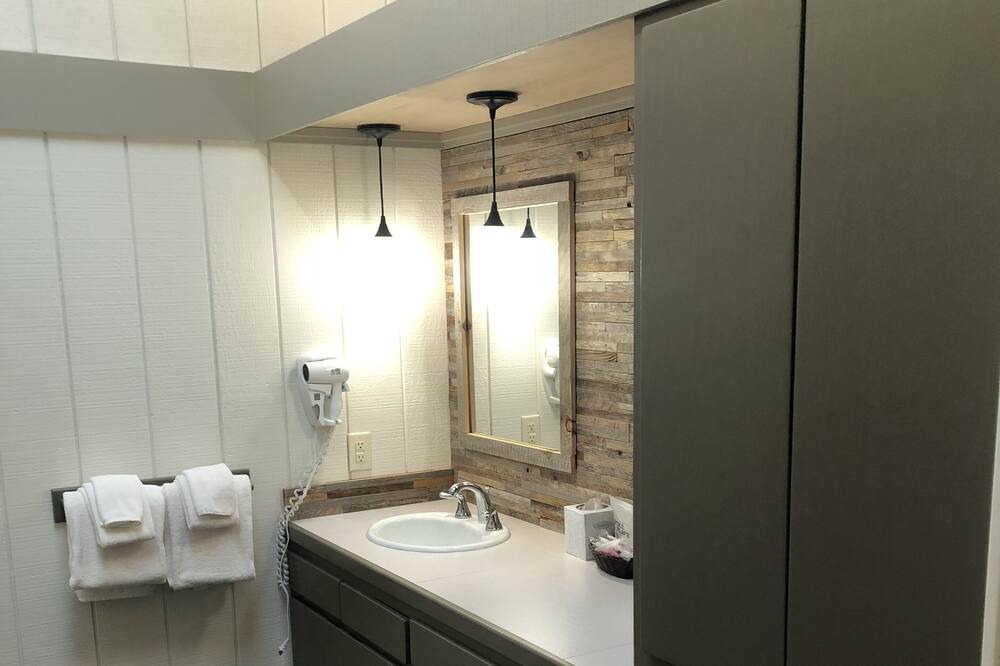 Photo of Bathroom in Red Feather Lakes
