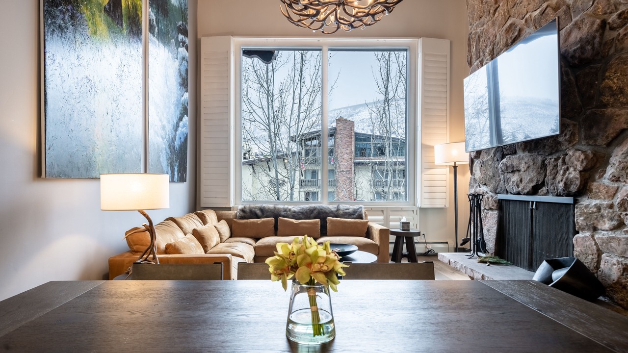 Photo of Livingroom in Vail