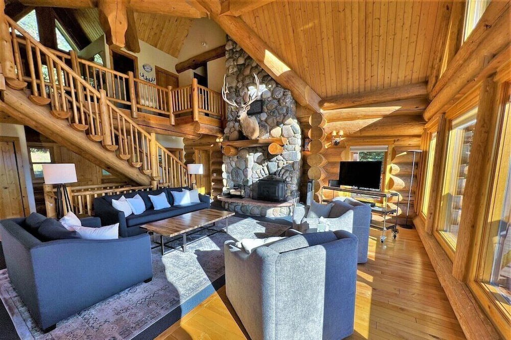 Photo of Livingroom in Bayfield