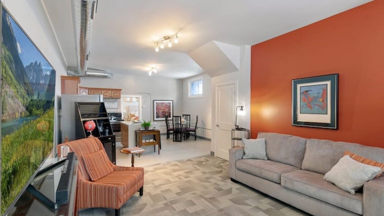 Photo of Livingroom in Englewood