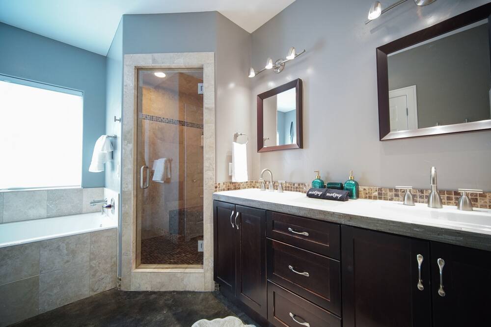 Photo of Bathroom in Glenwood Springs