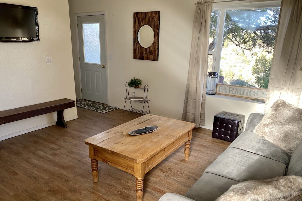 Photo of Livingroom in Lewis