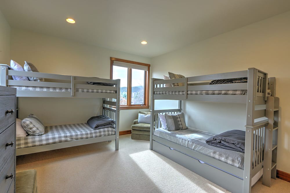 Photo of Bedroom in Carbondale