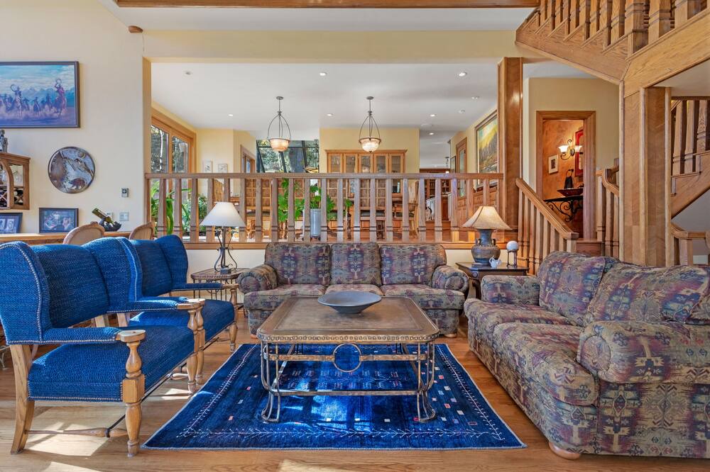 Photo of Livingroom in Beaver Creek