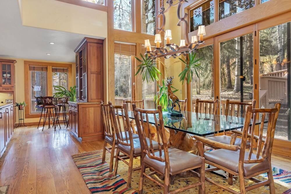 Photo of Bedroom in Beaver Creek
