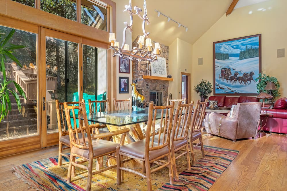 Photo of Bedroom in Beaver Creek