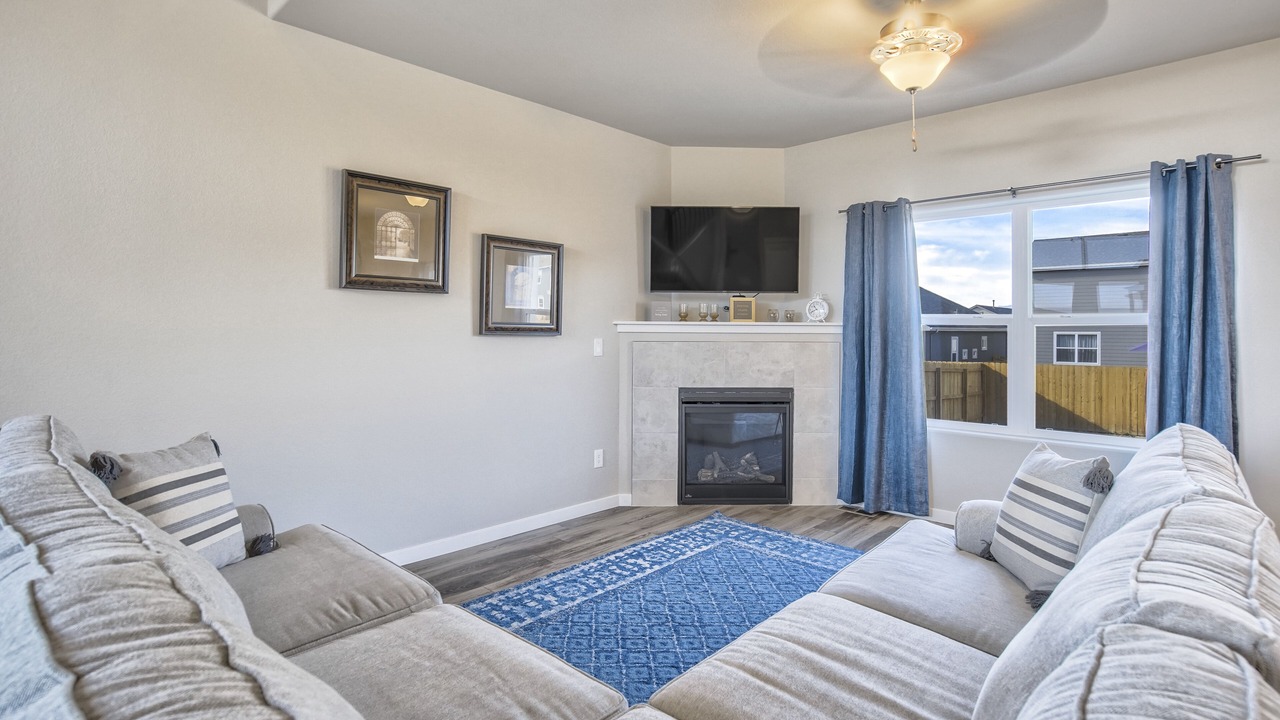 Photo of Livingroom in Security-Widefield