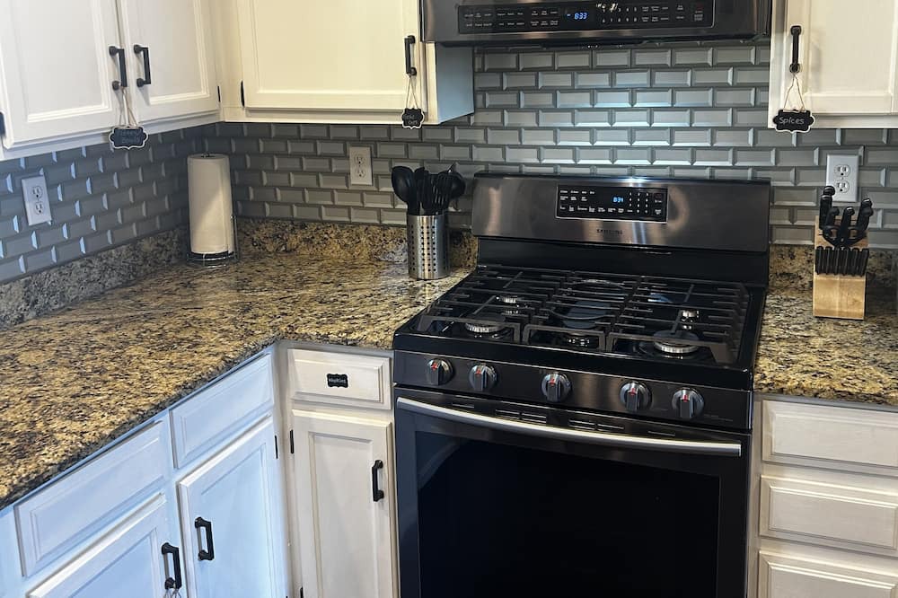 Photo of Kitchen in Ken Caryl