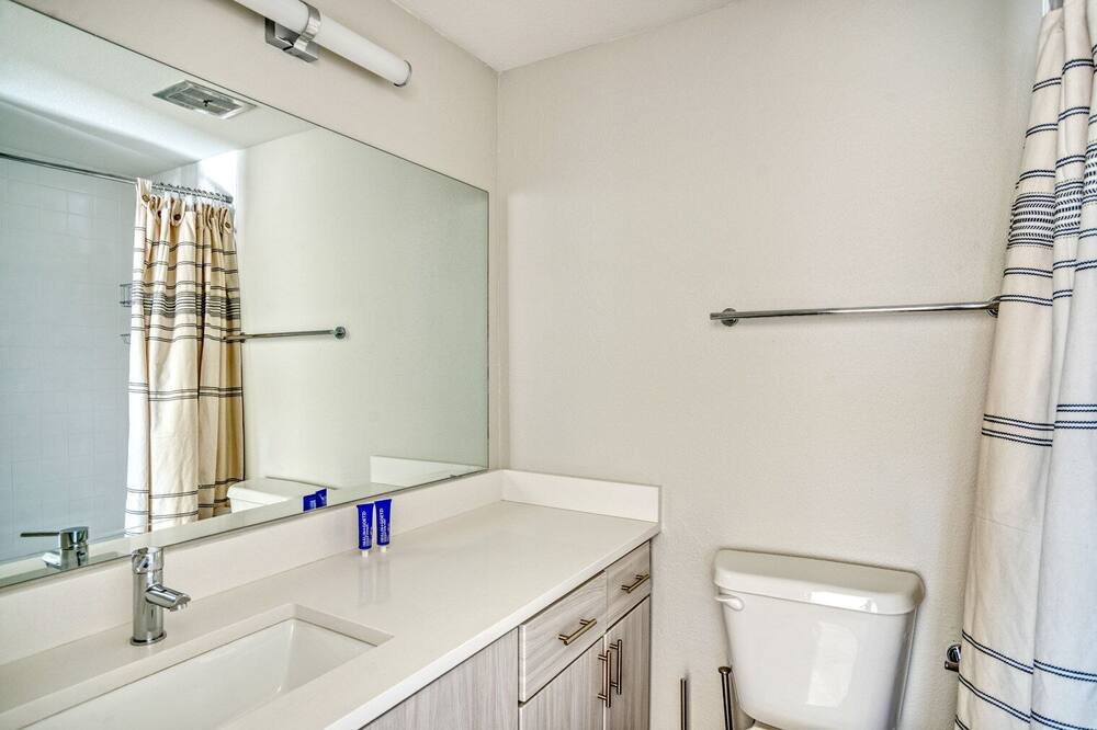 Photo of Bathroom in Speer
