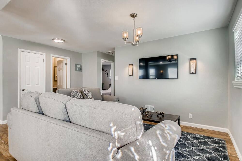 Photo of Livingroom in Bel Aire