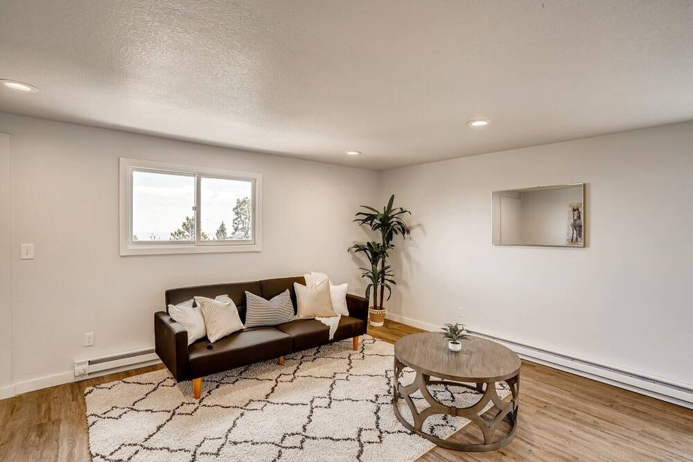 Photo of Livingroom in Coal Creek Canyon
