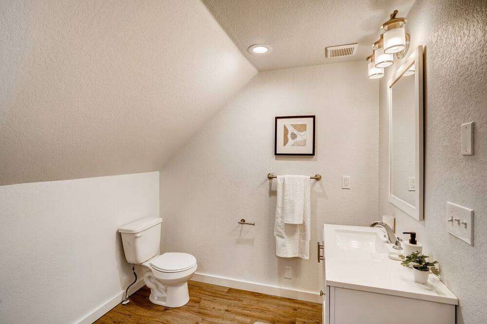 Photo of Bathroom in Coal Creek Canyon
