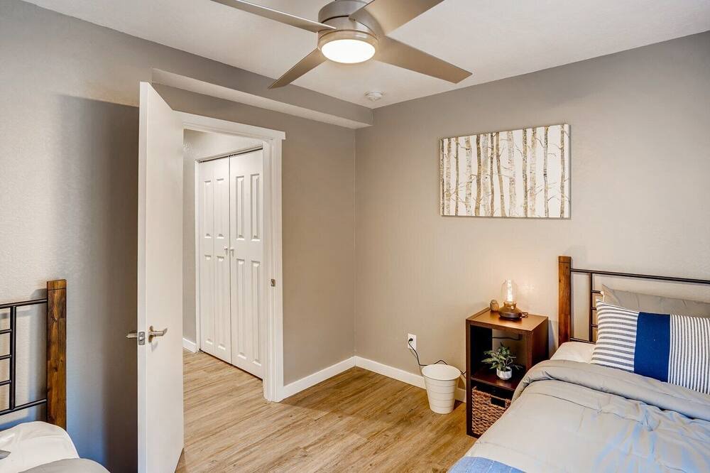 Photo of Bedroom in Coal Creek Canyon