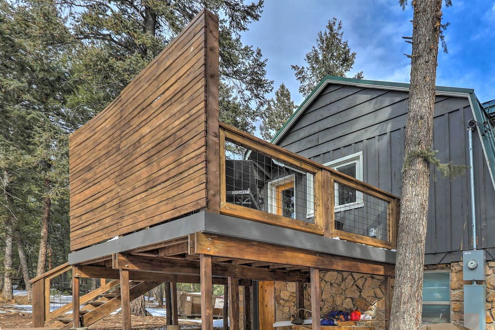 Photo of Outdoor in Evergreen Meadows