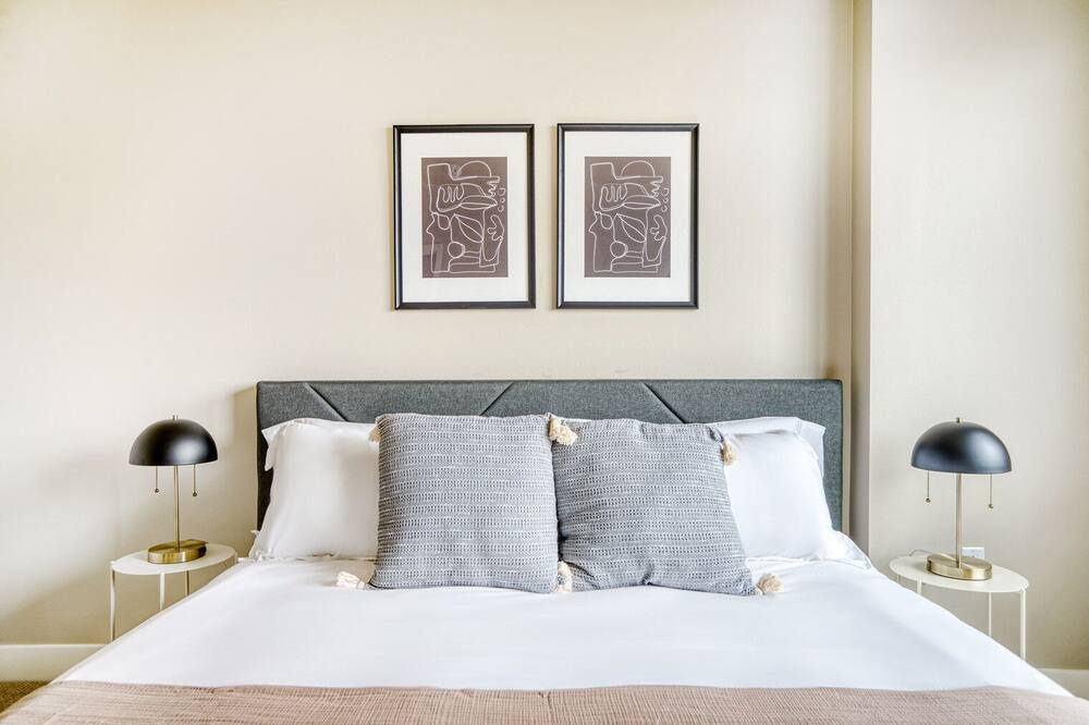 Photo of Bedroom in Cherry Creek