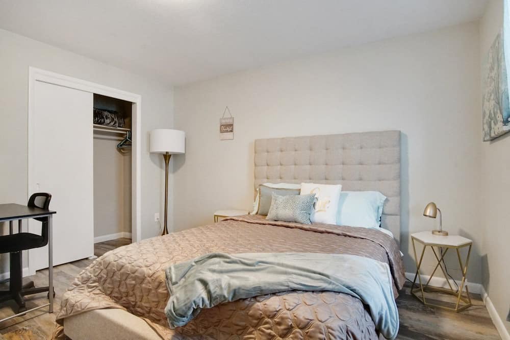 Photo of Bedroom in Old North End