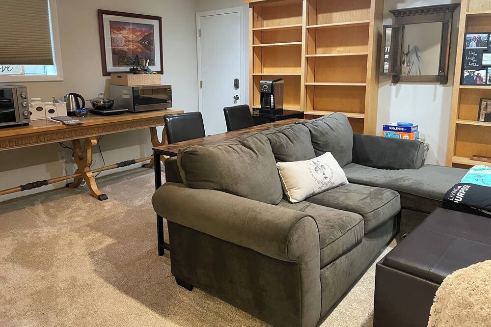 Photo of Livingroom in Table Mesa