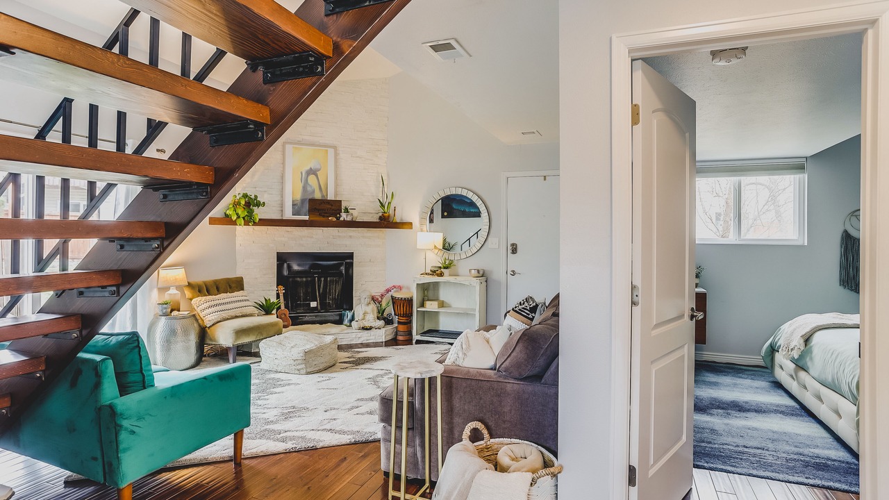 Photo of Livingroom in Glenwood Grove - North Iris