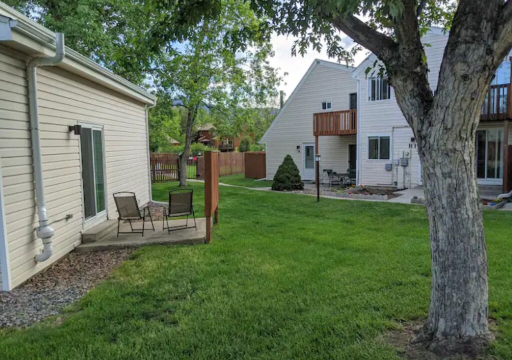 Photo of Outdoor in Glenwood Grove - North Iris