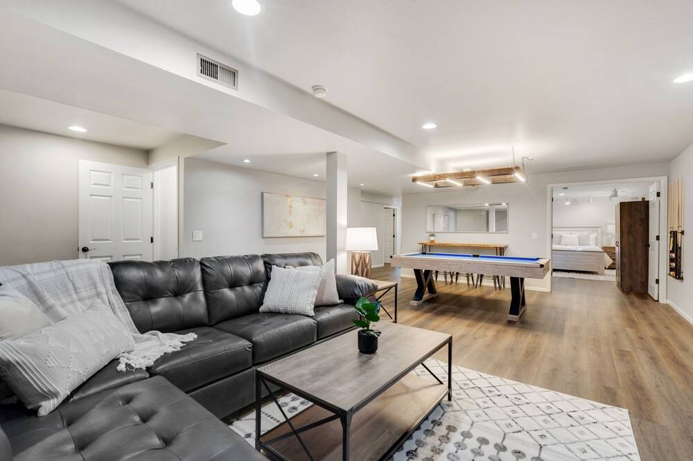 Photo of Livingroom in Mead