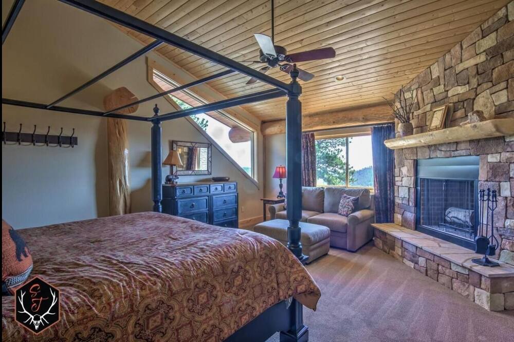 Photo of Bedroom in Park County