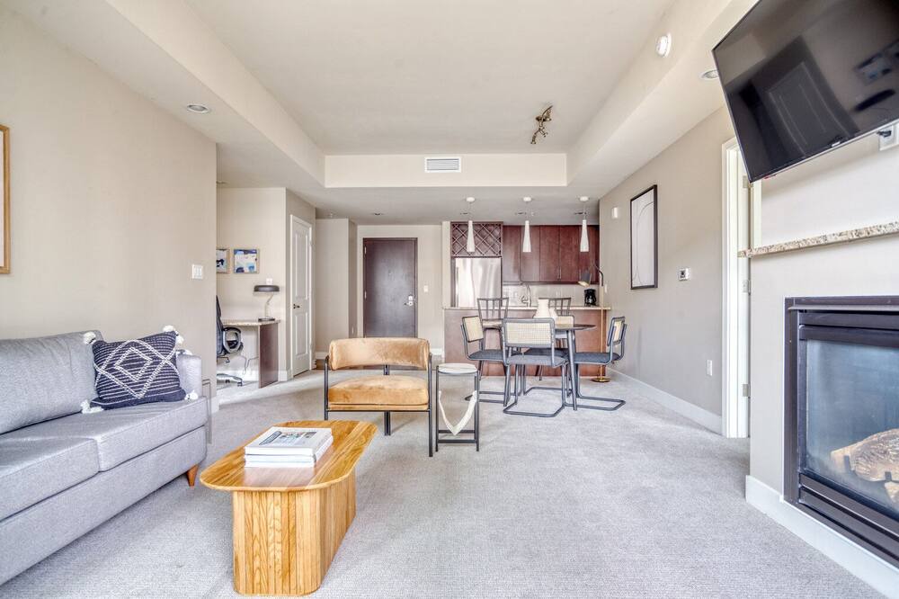 Photo of Livingroom in Cherry Creek