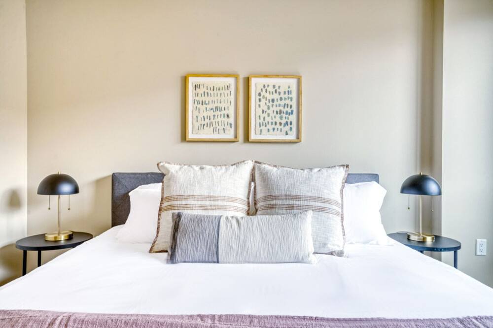 Photo of Bedroom in Cherry Creek