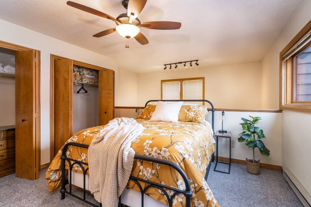 Photo of Bedroom in Durango
