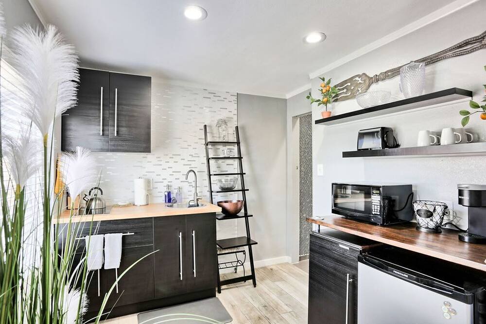 Photo of Kitchen in Barths