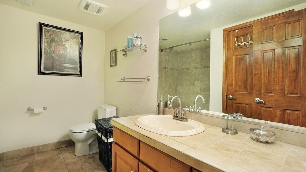 Photo of Bathroom in Ken Caryl