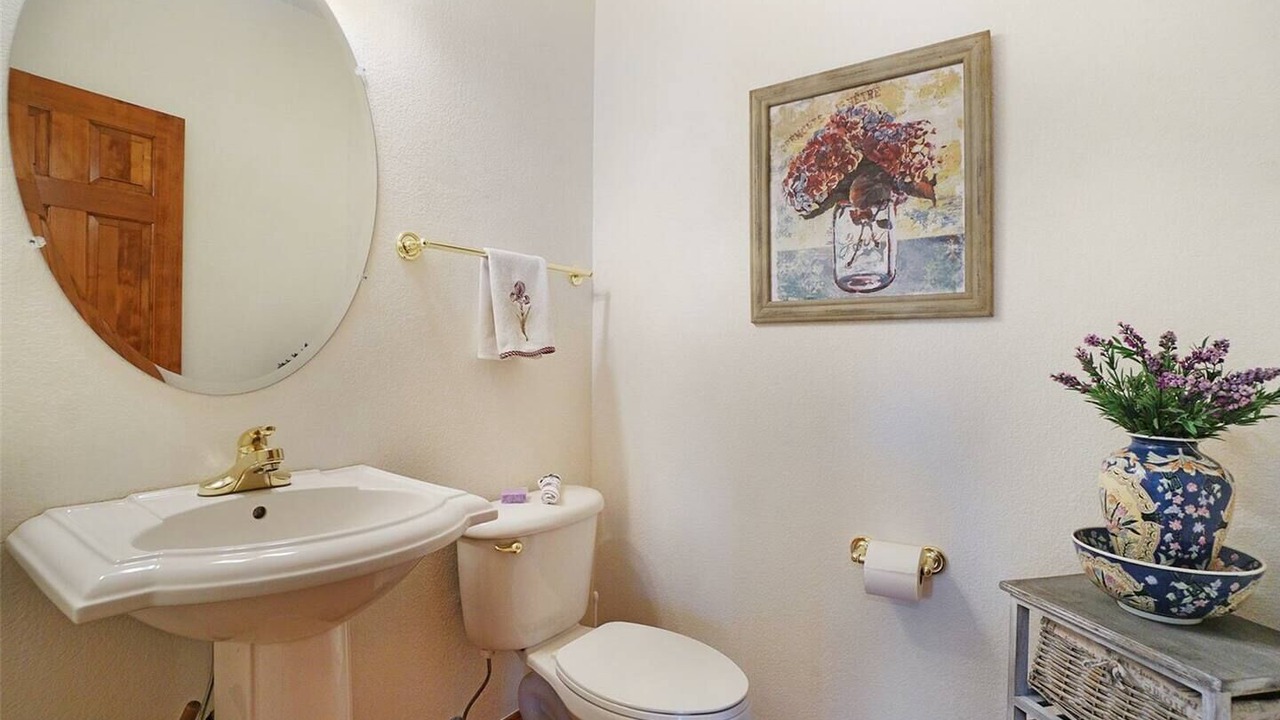 Photo of Bathroom in Ken Caryl