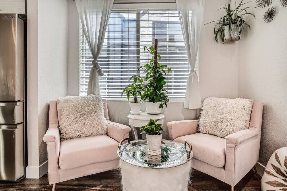 Photo of Livingroom in Lakewood