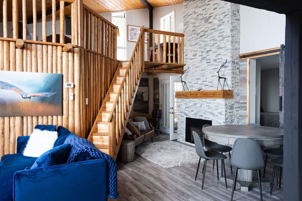 Photo of Livingroom in Black Hawk