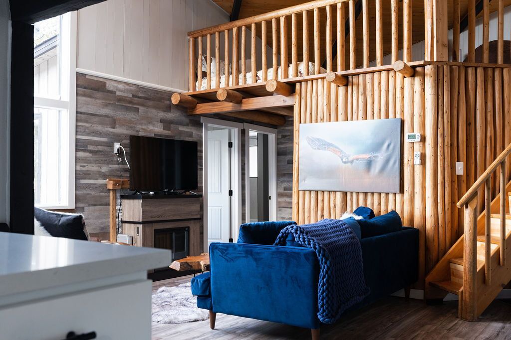 Photo of Livingroom in Black Hawk