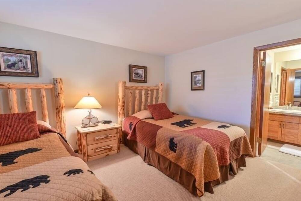 Photo of Bedroom in Crested Butte