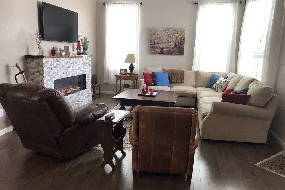 Photo of Livingroom in The Meadows