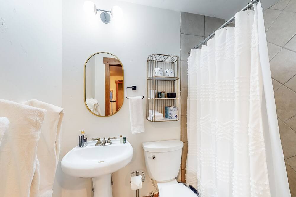 Photo of Bathroom in Eagle-Vail