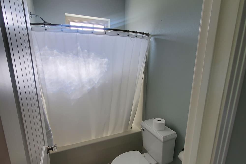 Photo of Bathroom in Redlands