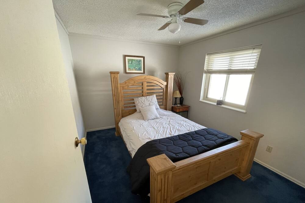 Photo of Bedroom in Mesa
