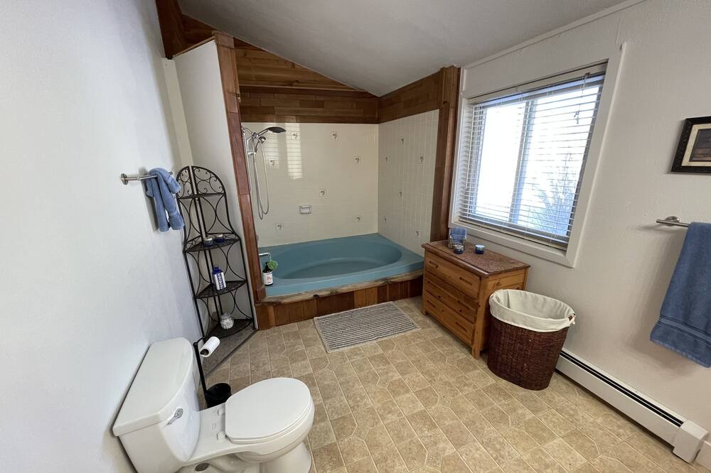 Photo of Bathroom in Mesa