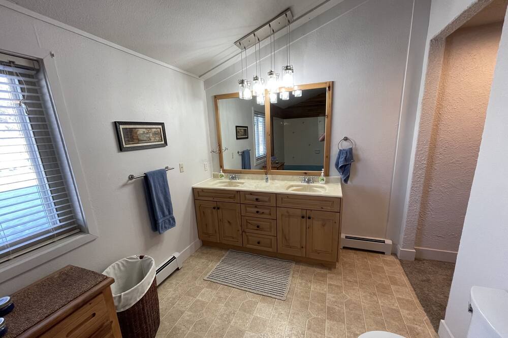 Photo of Bathroom in Mesa