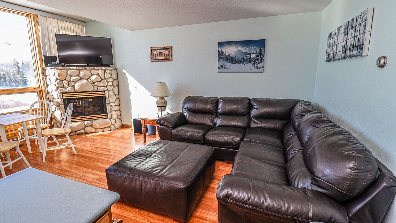 Photo of Livingroom in Grand Lake